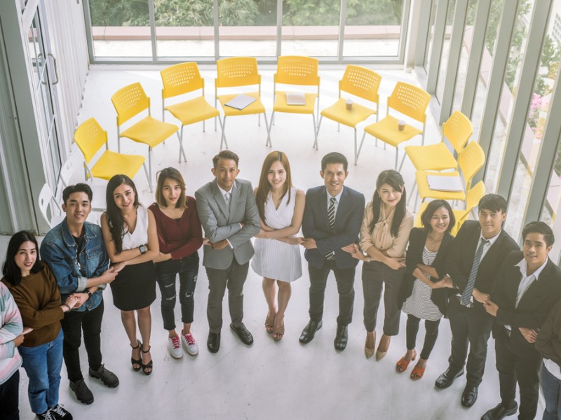 Biểu tượng cá cược có trách nhiệm với bàn tay đang hỗ trợ
